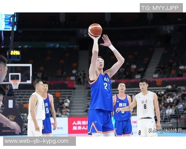 全运会小组赛周琦领衔四川男篮轻松战胜河南队取得胜利 全运会小组赛周琦领衔四川男篮轻松战胜河南队取得胜利