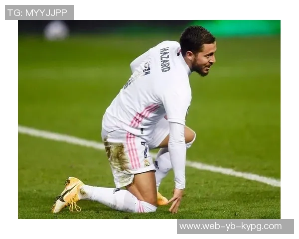 今日趣图:库库失误引发乌龙若换阿扎尔进攻恐怕会越位尴尬 今日趣图:库库失误引发乌龙若换阿扎尔进攻恐怕会越位尴尬