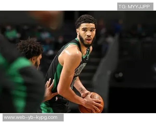 小托马斯谈塔图姆复出应慢慢来强调他是天生的竞争者